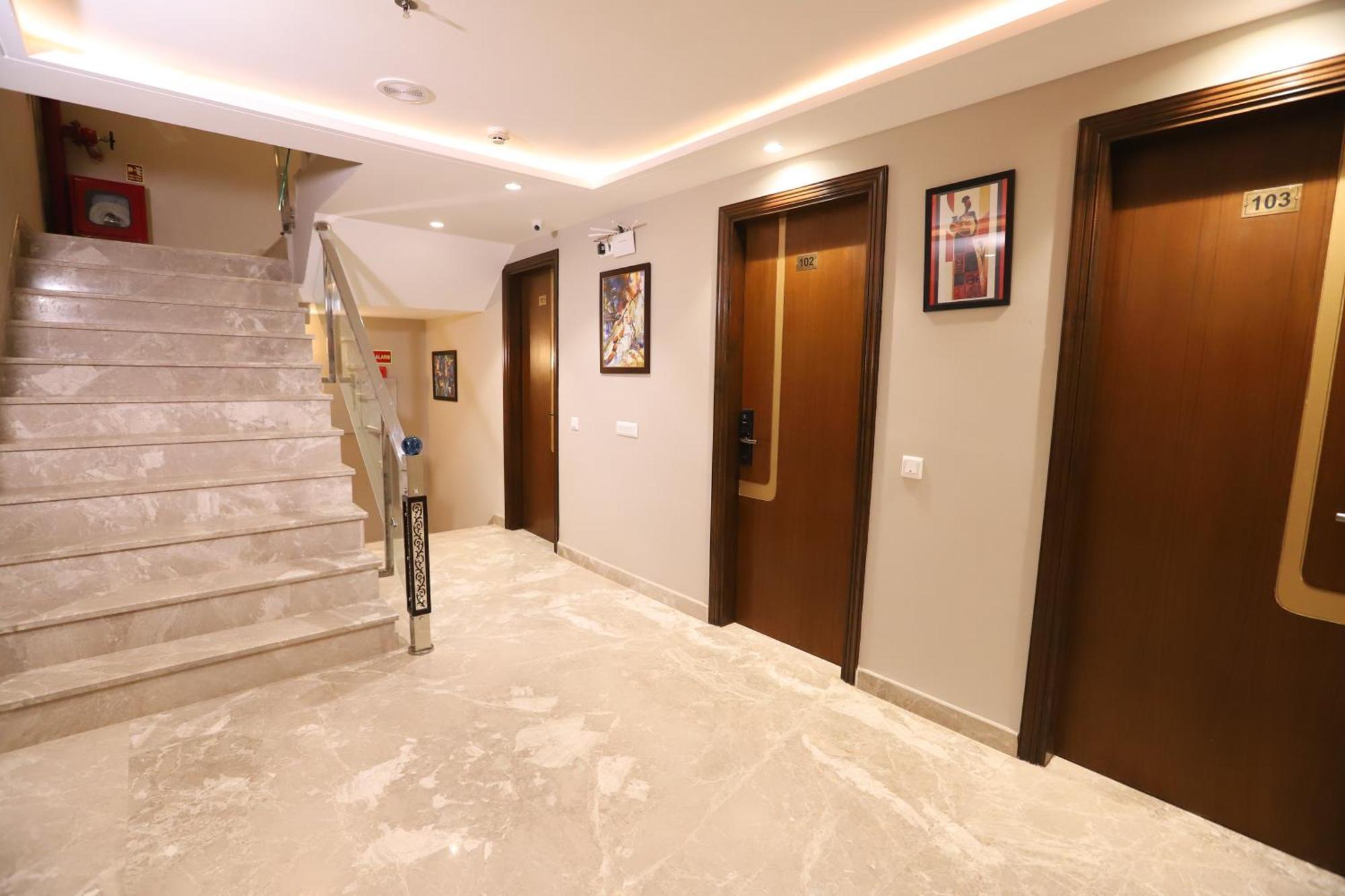 Hotel The Magic Tree - Paharganj Új-Delhi Kültér fotó