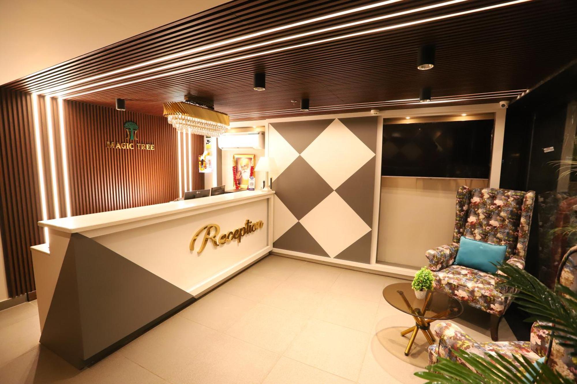 Hotel The Magic Tree - Paharganj Új-Delhi Kültér fotó