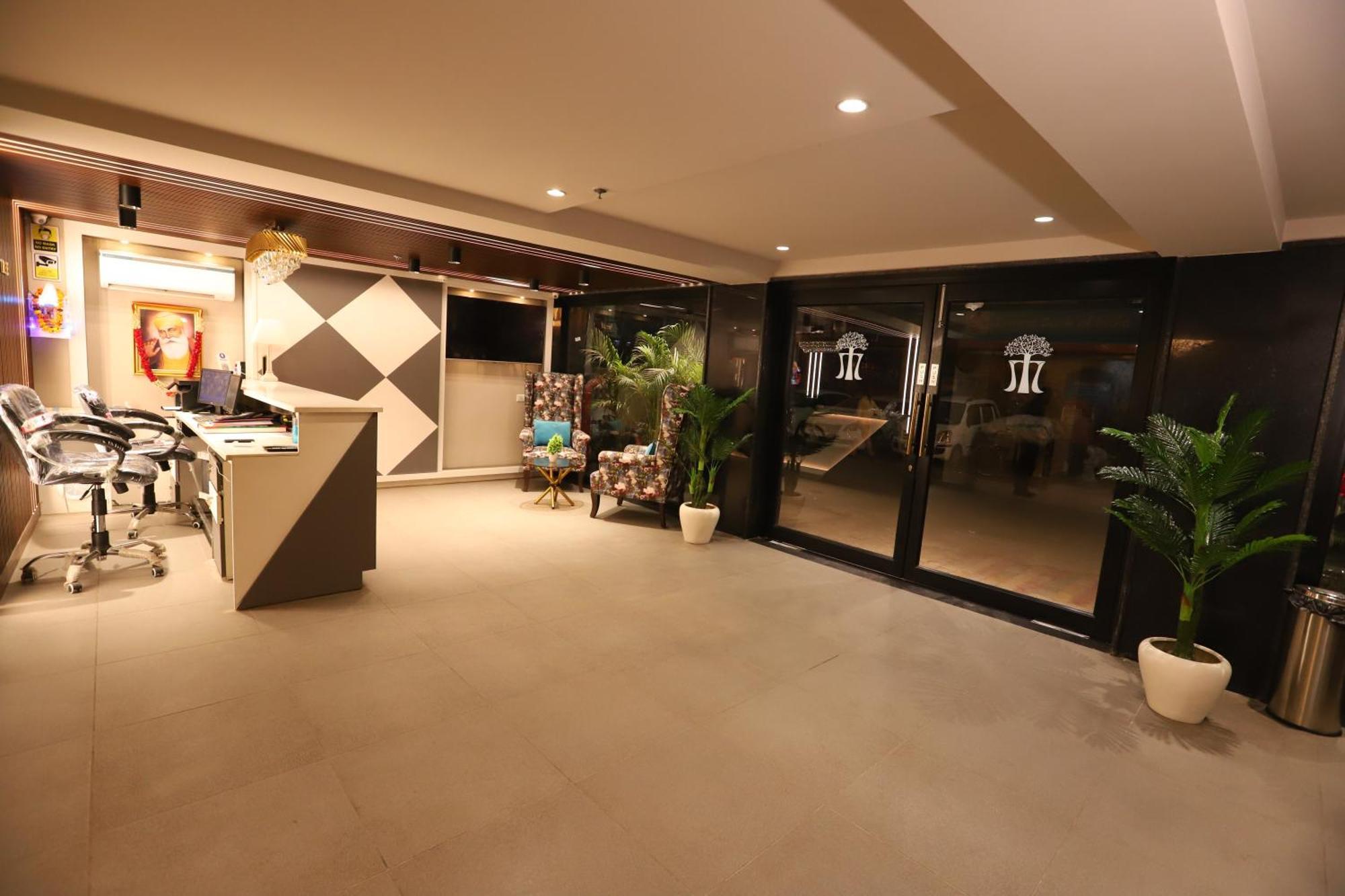 Hotel The Magic Tree - Paharganj Új-Delhi Kültér fotó